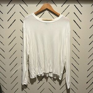Ribbed long sleeve with lettuce hem